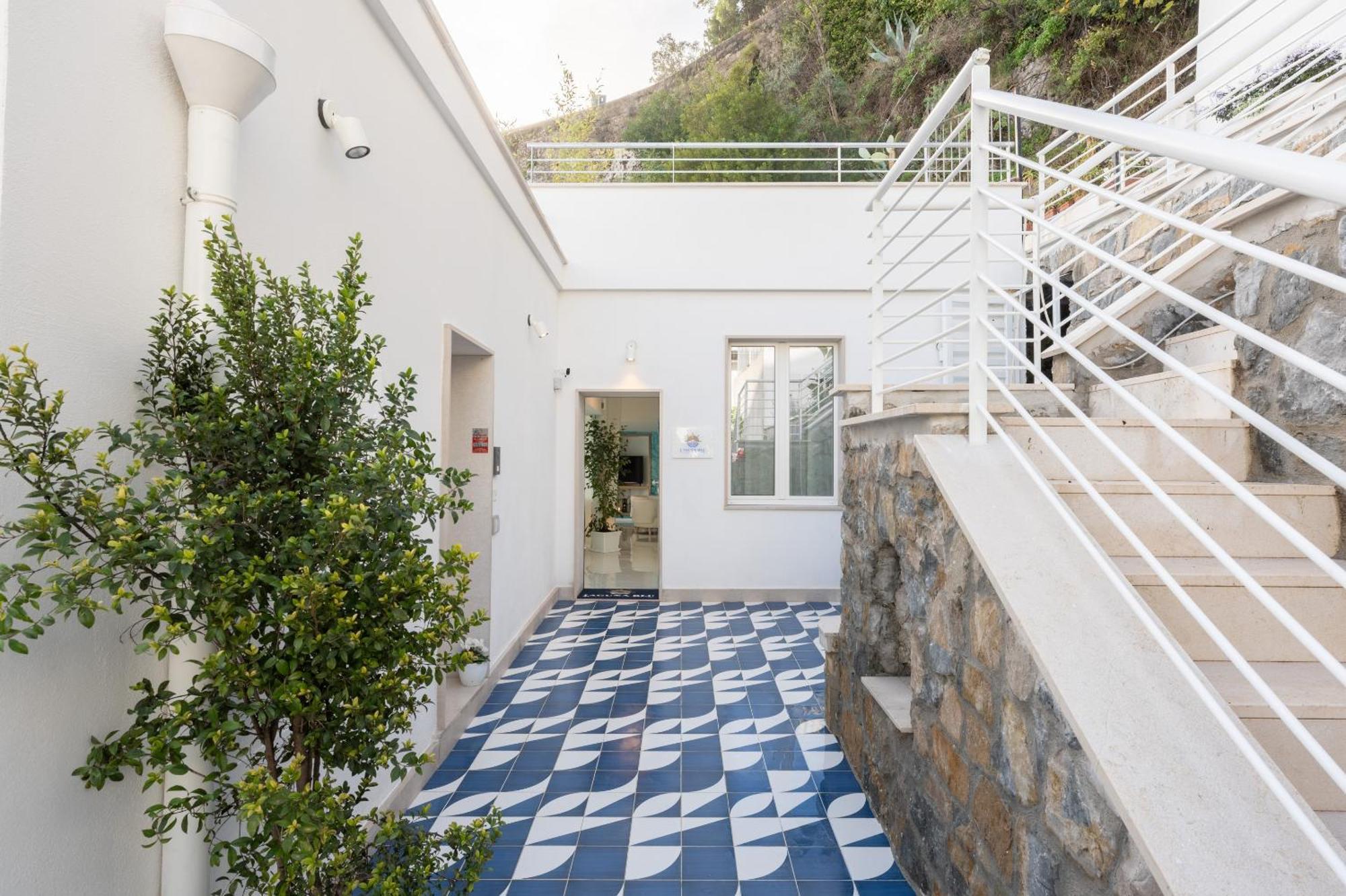 Laguna Blu - Resort Villa Overlooking The Sea On The Amalfi Coast Vietri Exterior foto
